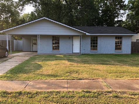 The -- sqft single family home is a 3 beds, 2 baths property. . Zillow bossier city la